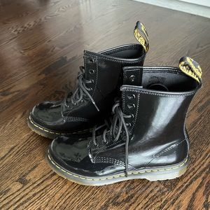 Dr. Martens 1460 combat boots sz 8